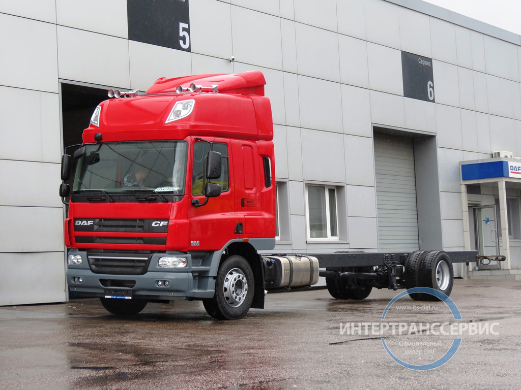 Купить шасси/фургон DAF CF65.220 с двумя спальниками до 12 тонн в наличии