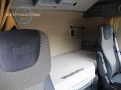 Купить тягач DAF XF105.460 Super Space Cab LUX фото в кабине